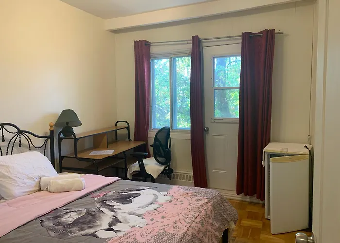 Montreal Downtown Rooms