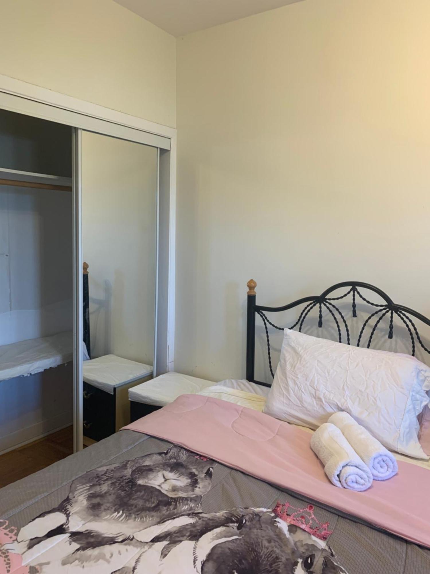 Downtown Homestay Montreal